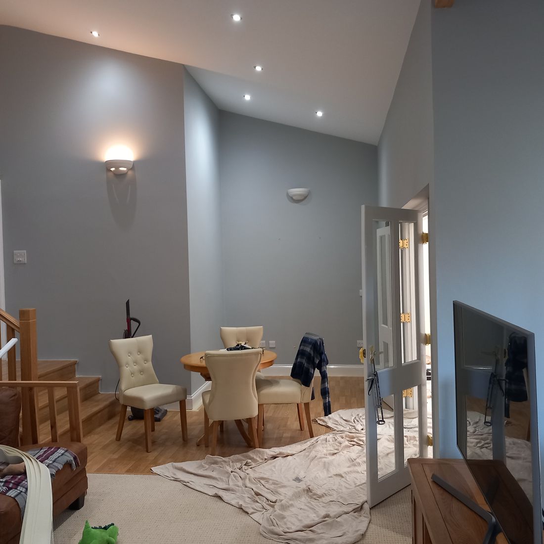 T M Decorating Penzance a father & Daughter Family run Business 