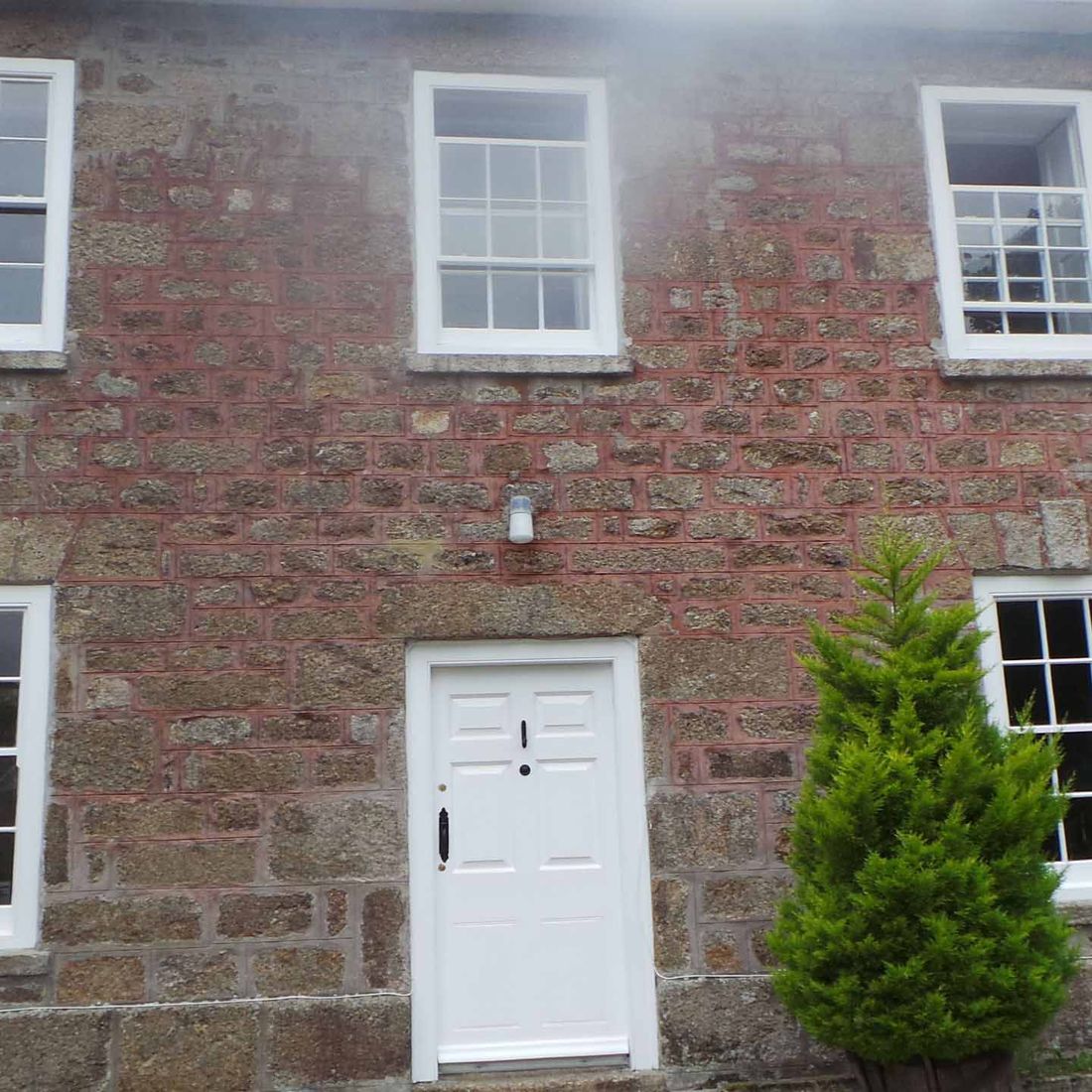 T M Decorating Penzance a father & Daughter Family run Business 