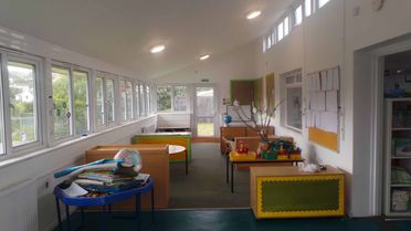T M Decorating Penzance a father & Daughter Family run Business 