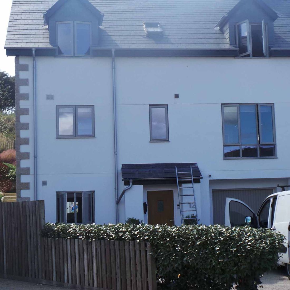 T M Decorating Penzance a father & Daughter Family run Business 