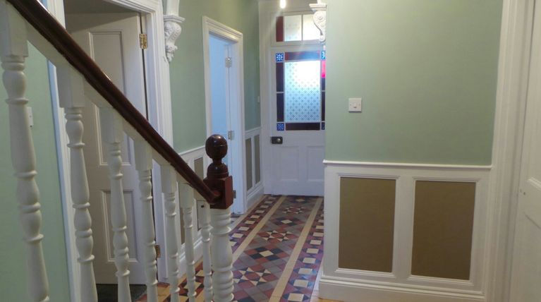 T M Decorating Penzance a father & Daughter Family run Business 