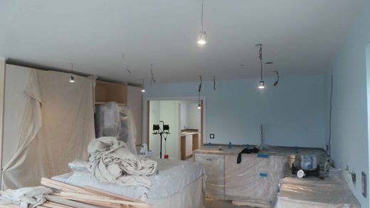 T M Decorating Penzance a father & Daughter Family run Business 