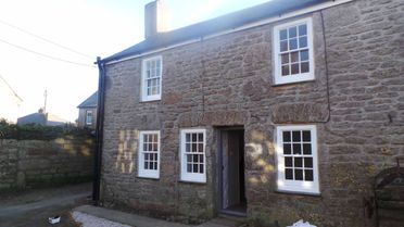 T M Decorating Penzance a father & Daughter Family run Business 