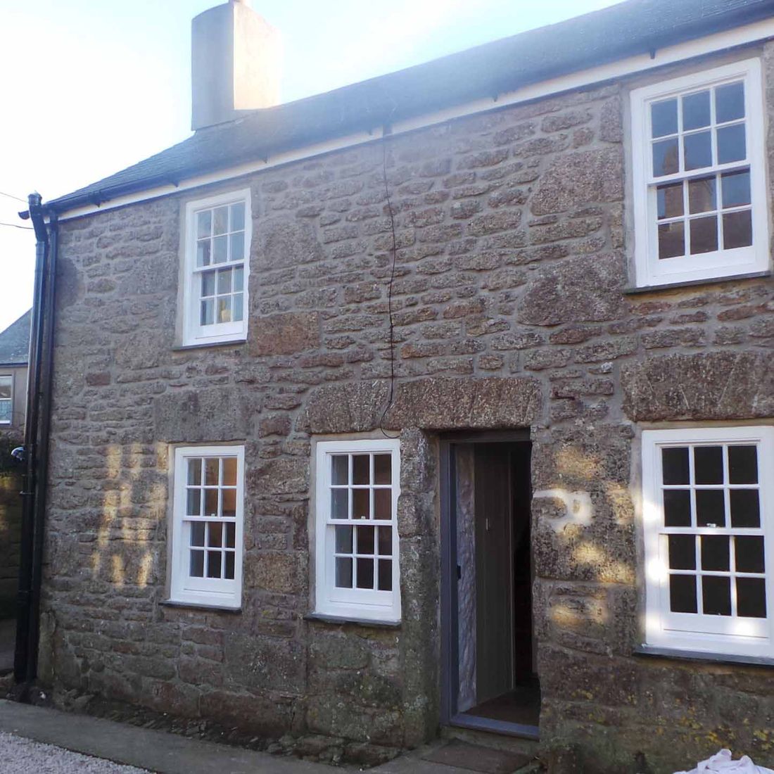 T M Decorating Penzance a father & Daughter Family run Business 