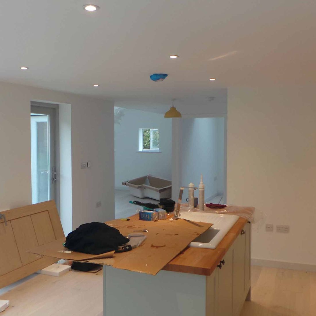 T M Decorating Penzance a father & Daughter Family run Business 