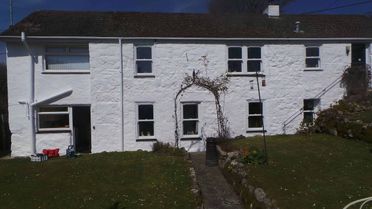 T M Decorating Penzance a father & Daughter Family run Business 