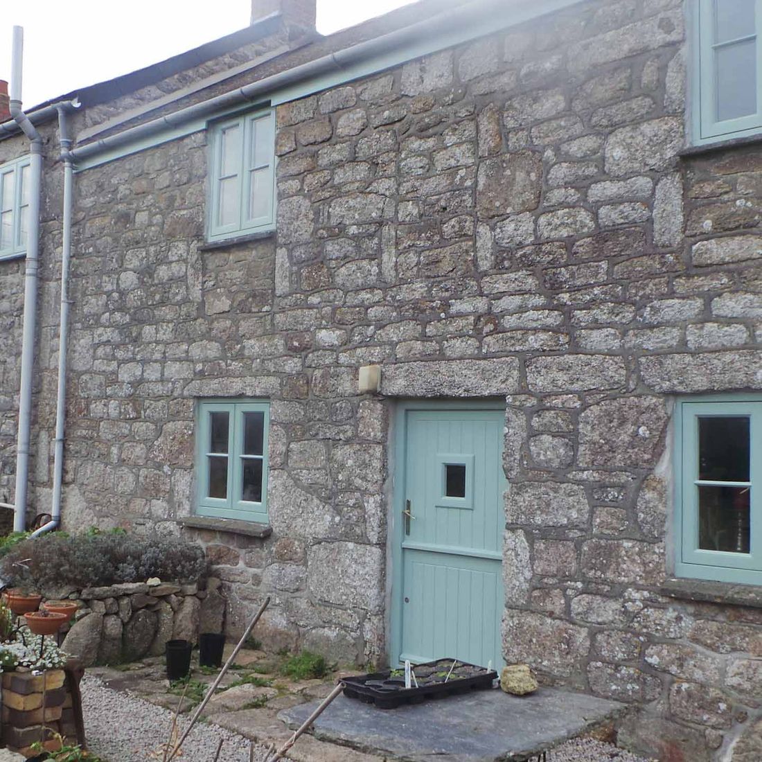 T M Decorating Penzance a father & Daughter Family run Business 