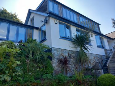 T M Decorating Penzance a father & Daughter Family run Business 