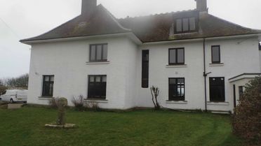 T M Decorating Penzance a father & Daughter Family run Business 