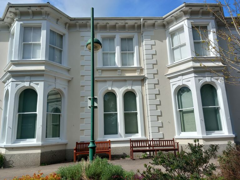 T M Decorating Penzance a father & Daughter Family run Business 
