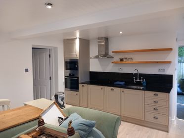 T M Decorating Penzance a father & Daughter Family run Business 
