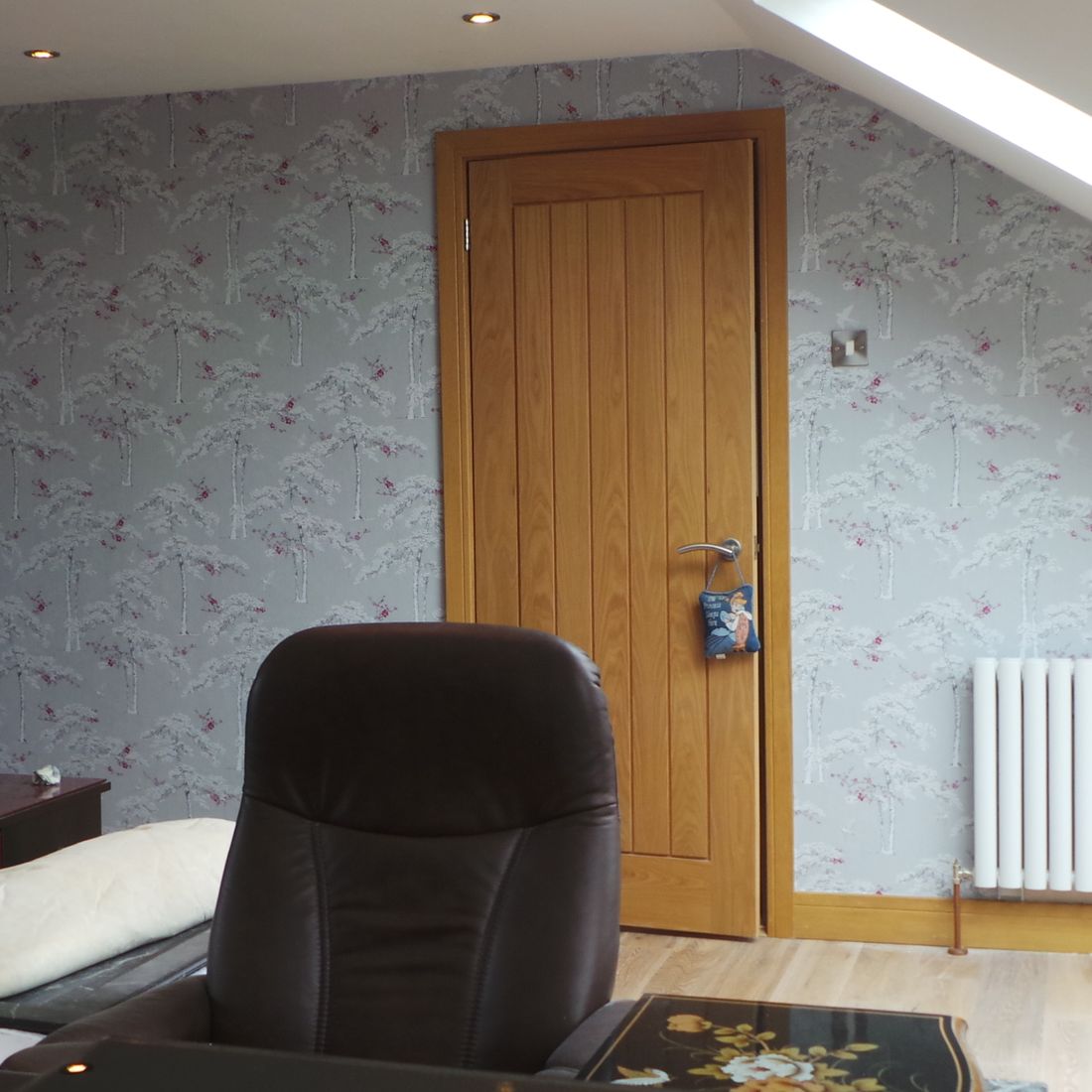 T M Decorating Penzance a father & Daughter Family run Business 